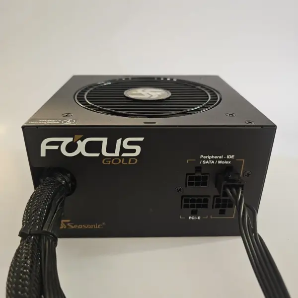 منبع تغذیه کامپیوتر برند سی سونیک مدل Seasonic Focus Gold 650W