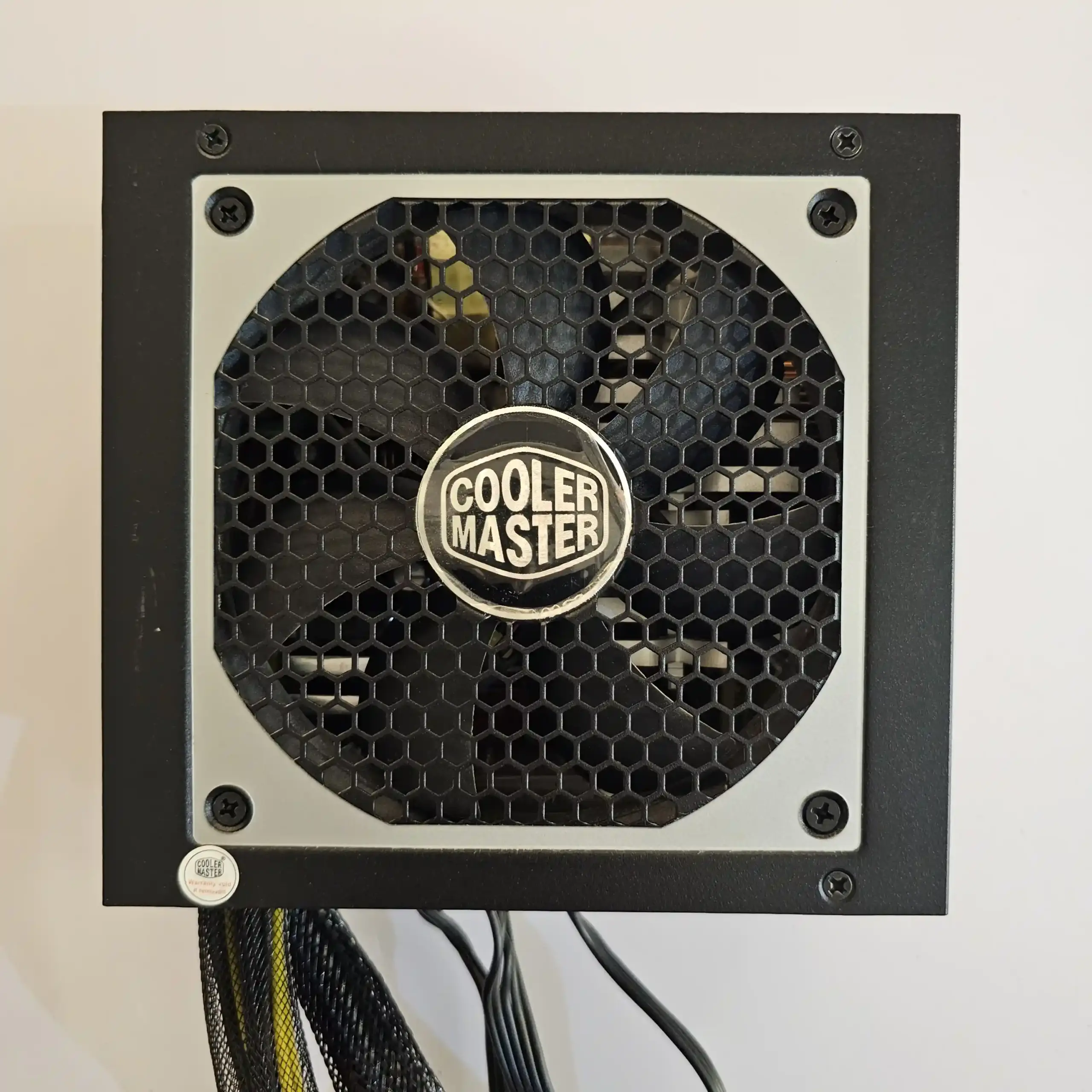 منبع تغذیه کامپیوتر برند کولر مستر مدل Cooler Master V750