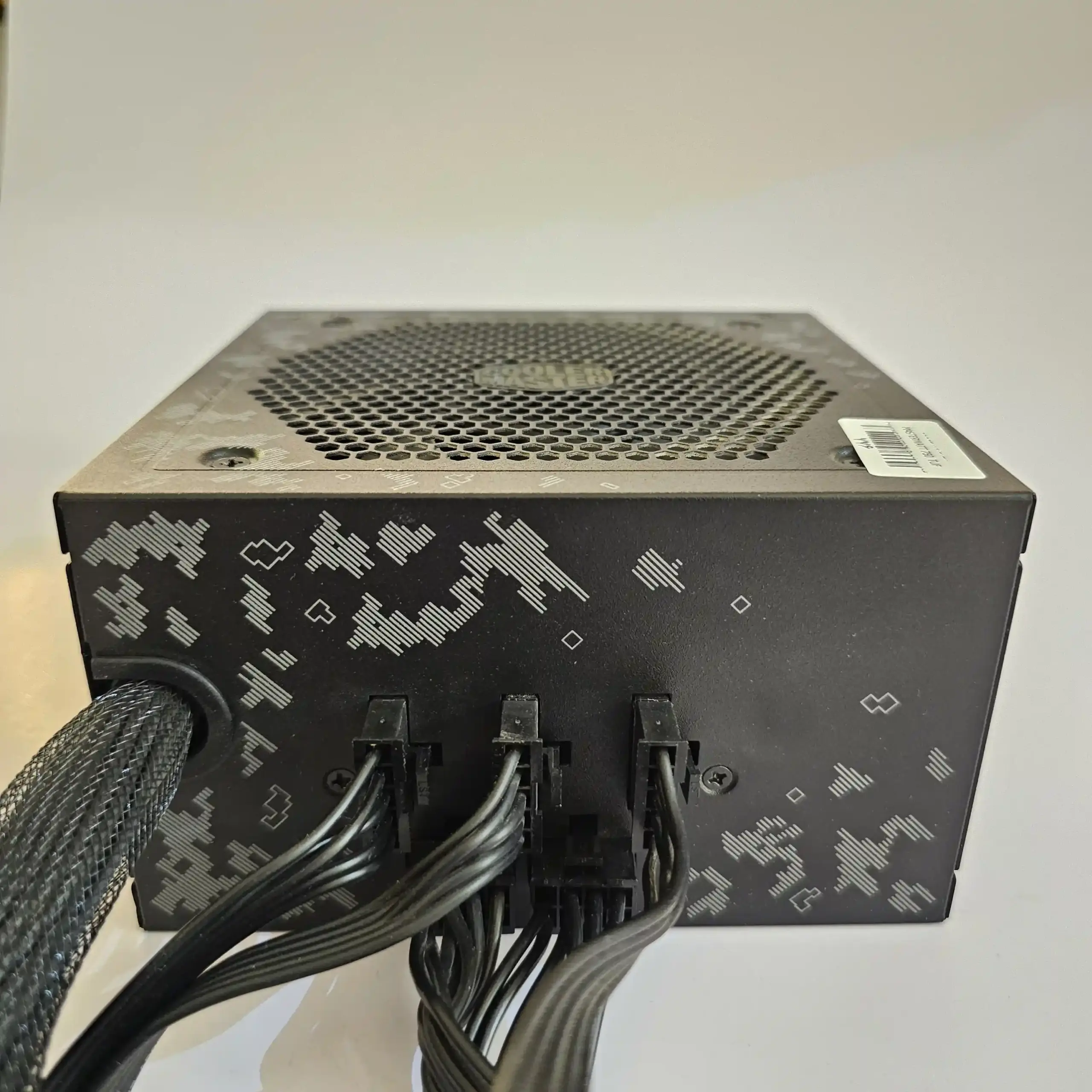 منبع تغذیه کامپیوتر برند ایسوس مدل Cooler Master Masterwatt 750 TUF Gaming Edition - Image 5