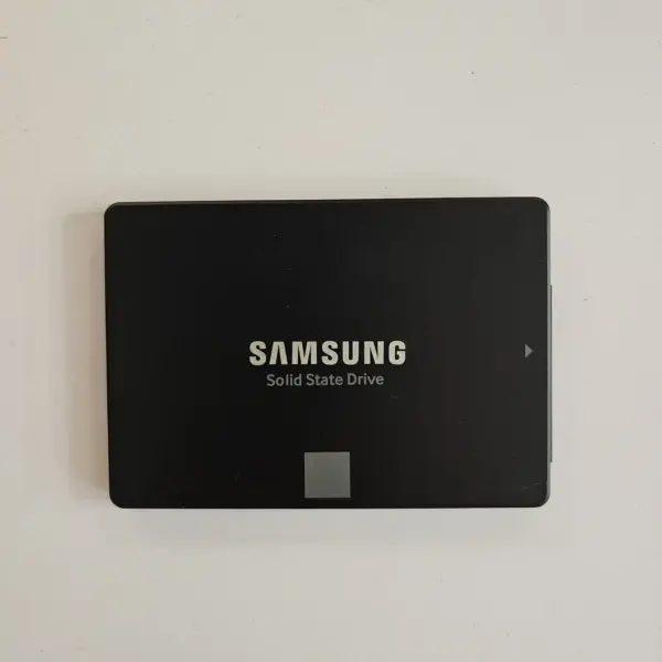 اس اس دی اینترنال برند سامسونگ مدل Samsung 870 EVO ظرفیت 250 گیگابایت