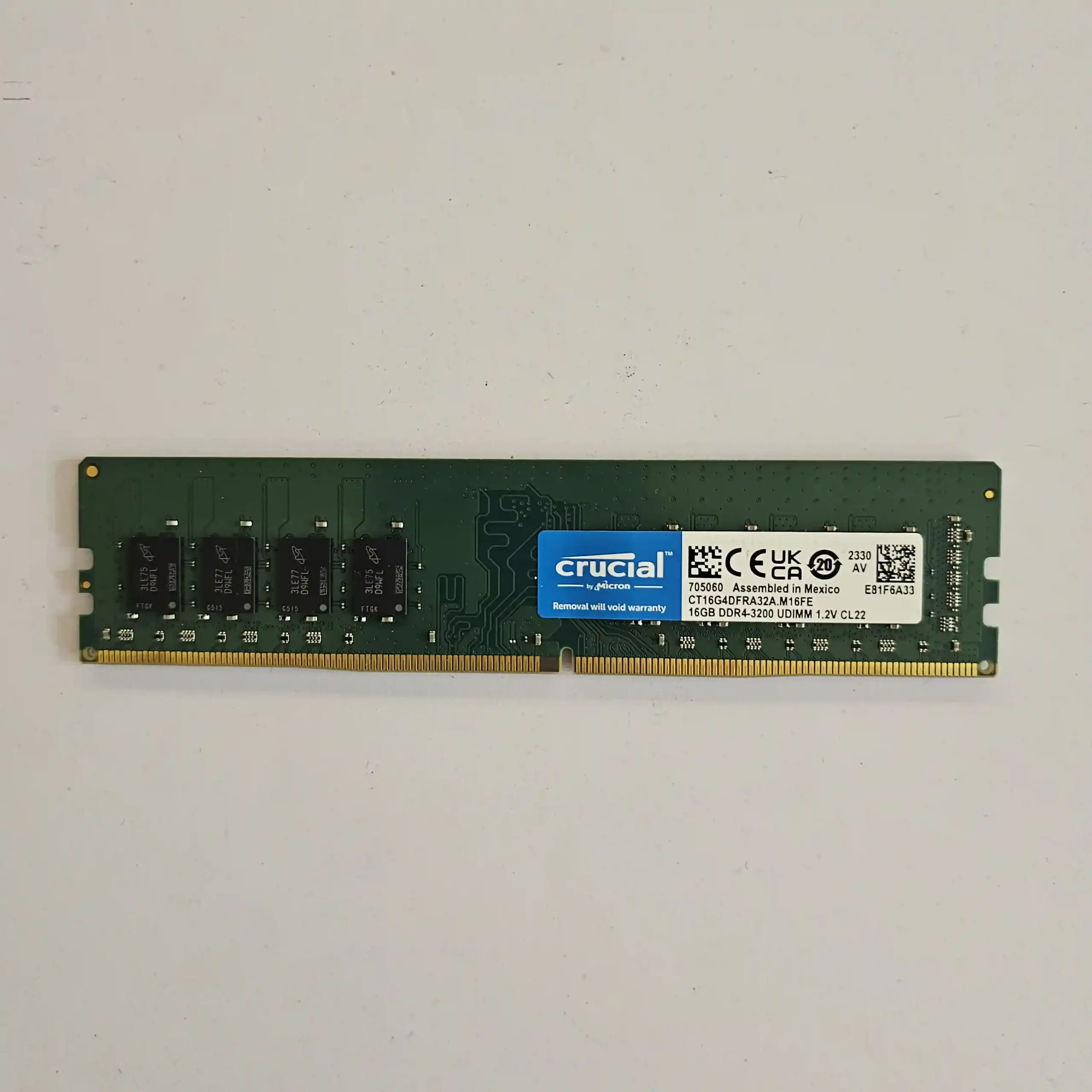 رم کامپیوتر DDR4 کروشیال 3200 مگاهرتز ظرفیت 16 گیگابایت | Crucial Basics 3200MHz DDR4 16GB